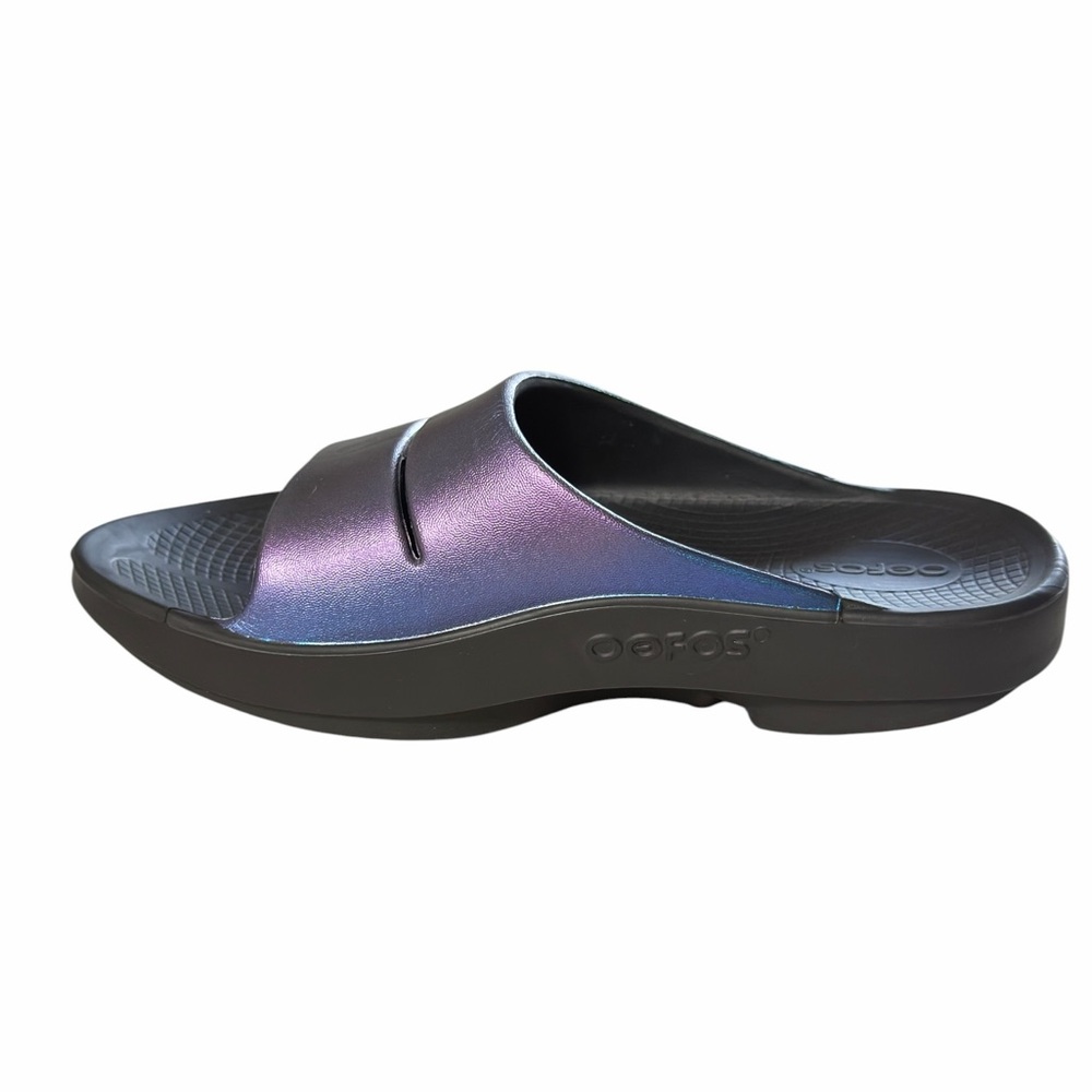OOfos OOahh  Iridescent Luxe Slide Comfort Recovery Sandals Size W 9 - L 7 NEW - Picture 3 of 12